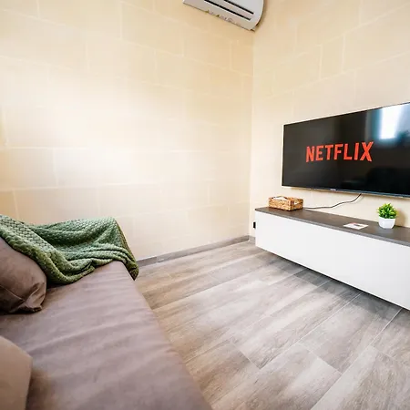 Charming Stay In The Heart Of Victoria, Gozo Lägenhet Victoria